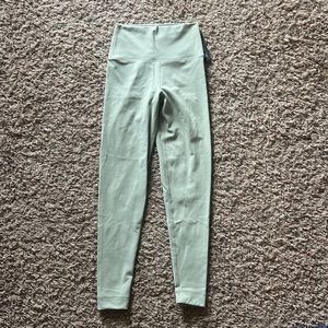 Brand New Set Active leggings